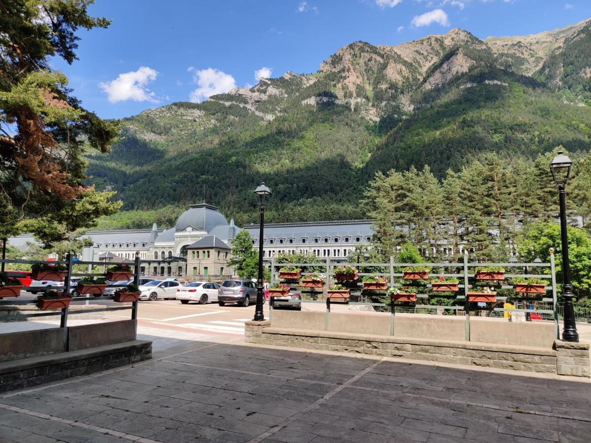 "Leo Pixel" Avairent Canfranc Estacion 아파트 외부 사진